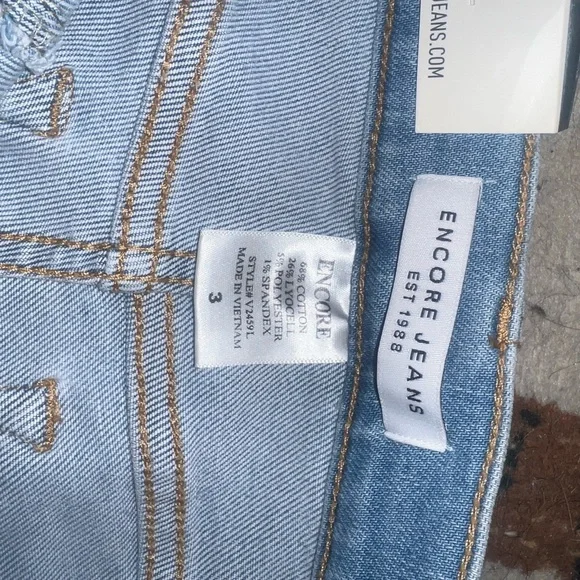 Encore Jeans Light Blue Denim - Picture 3 of 9